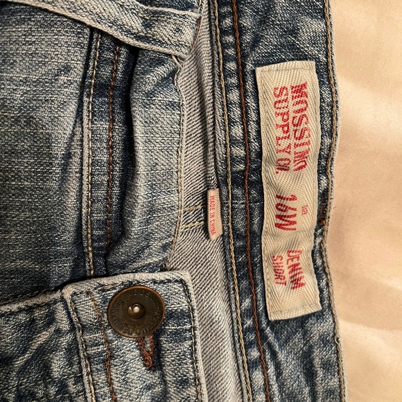 Mossimo denim shorts, size 16W - Picture 3 of 3